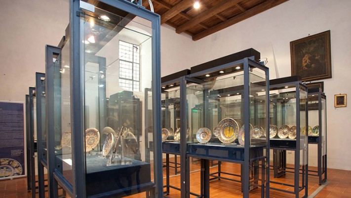 La via della ceramica tra Umbria e Marche