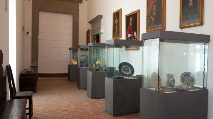 La via della ceramica tra Umbria e Marche